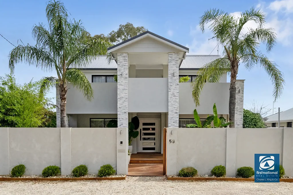 Luxury Living on Campaspe Esplanade