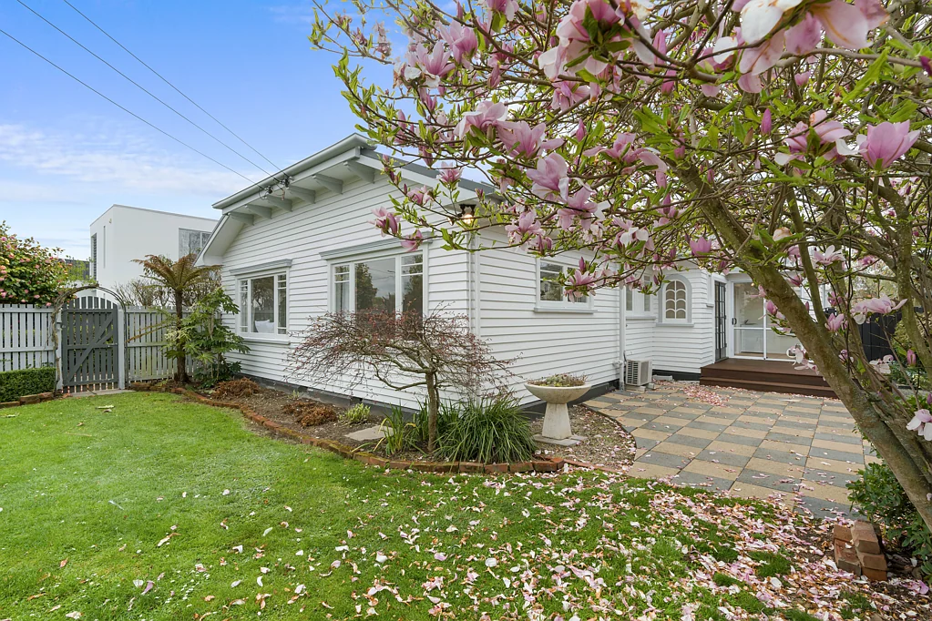 15 Roa Road, Fendalton, Christchurch, Canterbury