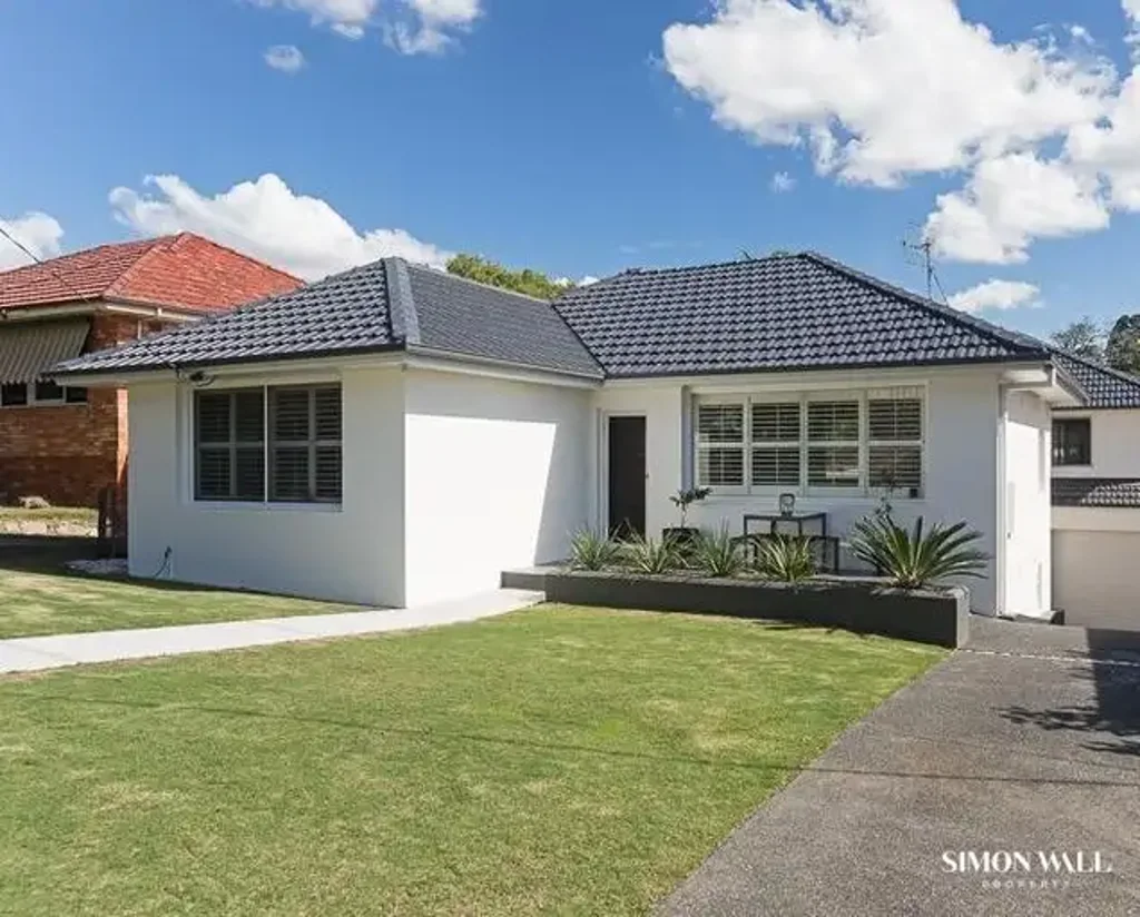 Effortless Family Living in a Prime Adamstown Heights Location