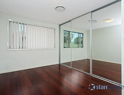 2/15 Ellis Street, Condell Park, NSW 2200, 5 غرف, 2 حمامات, Townhouse