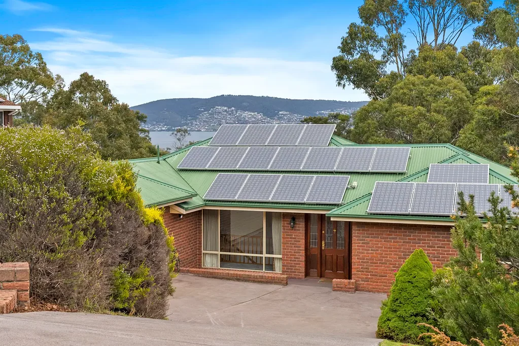 71 Skyline Drive, Howrah, TAS 7018