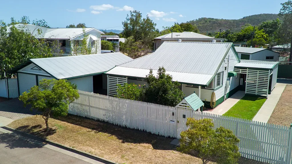 11 Carrington Street, West End, QLD 4810