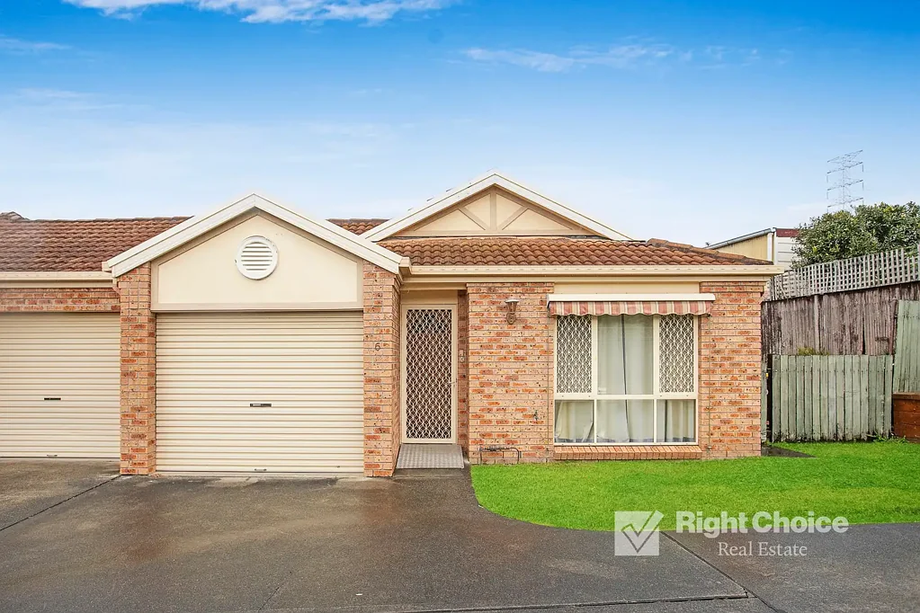 Albion Park 3 Bedroom 3 Bedroom Villa in a Great Location