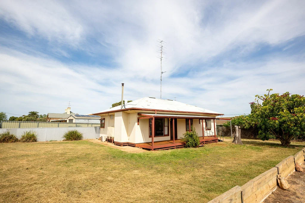 6 Guildford St, Blyth, SA 5462