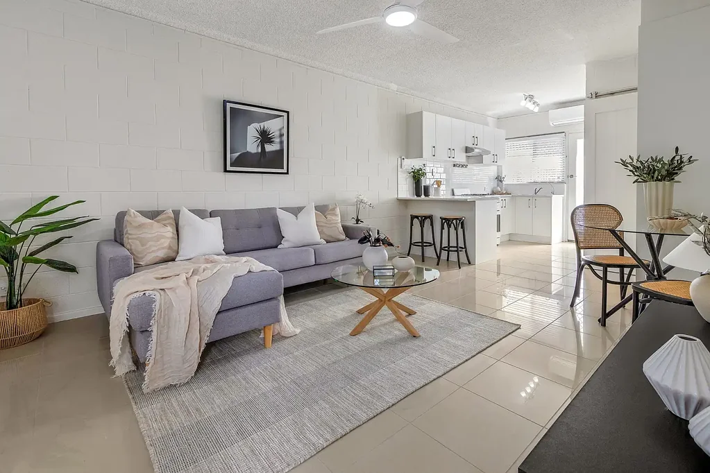 Brooklyn Park 2房  Stylish & Convenient Living in the Heart of Brooklyn Park