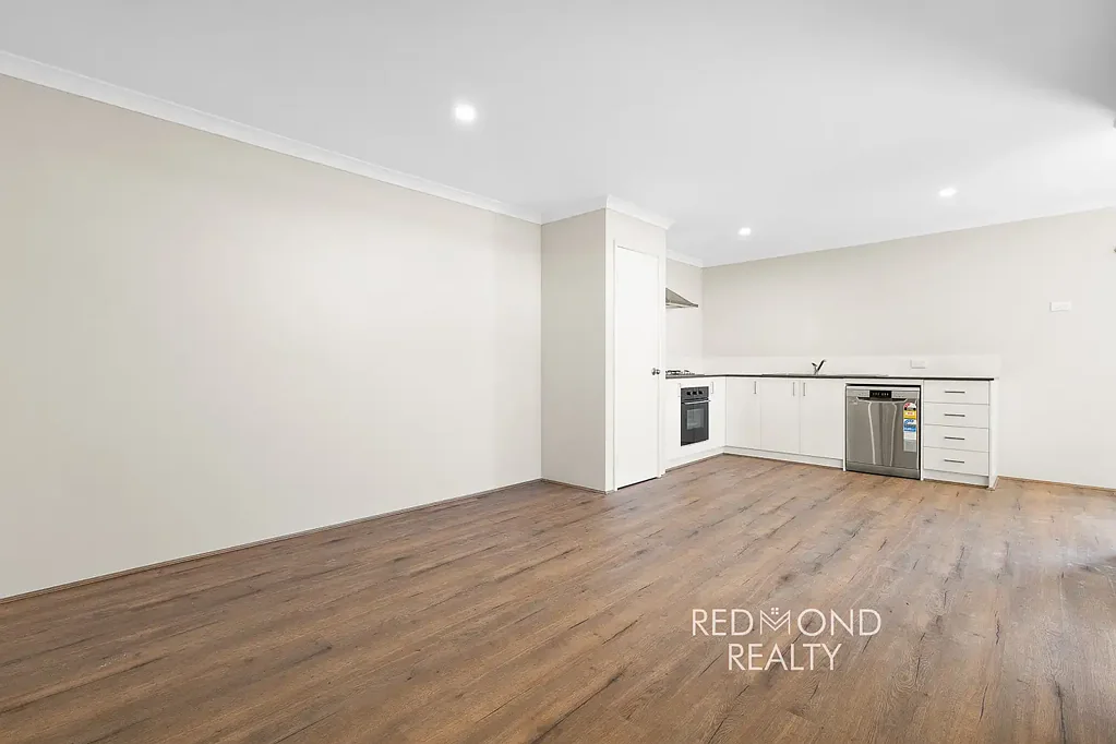 BRAND-NEW, LOW-MAINTENANCE COASTAL LIVING!