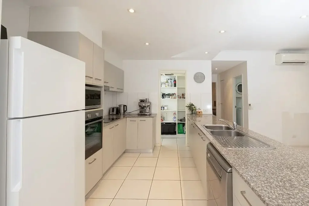 Furnished Apartment in a Convenient Parap Location