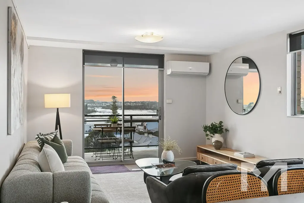 East Fremantle 3બેડરૂમ You're Invited to... Take in the View