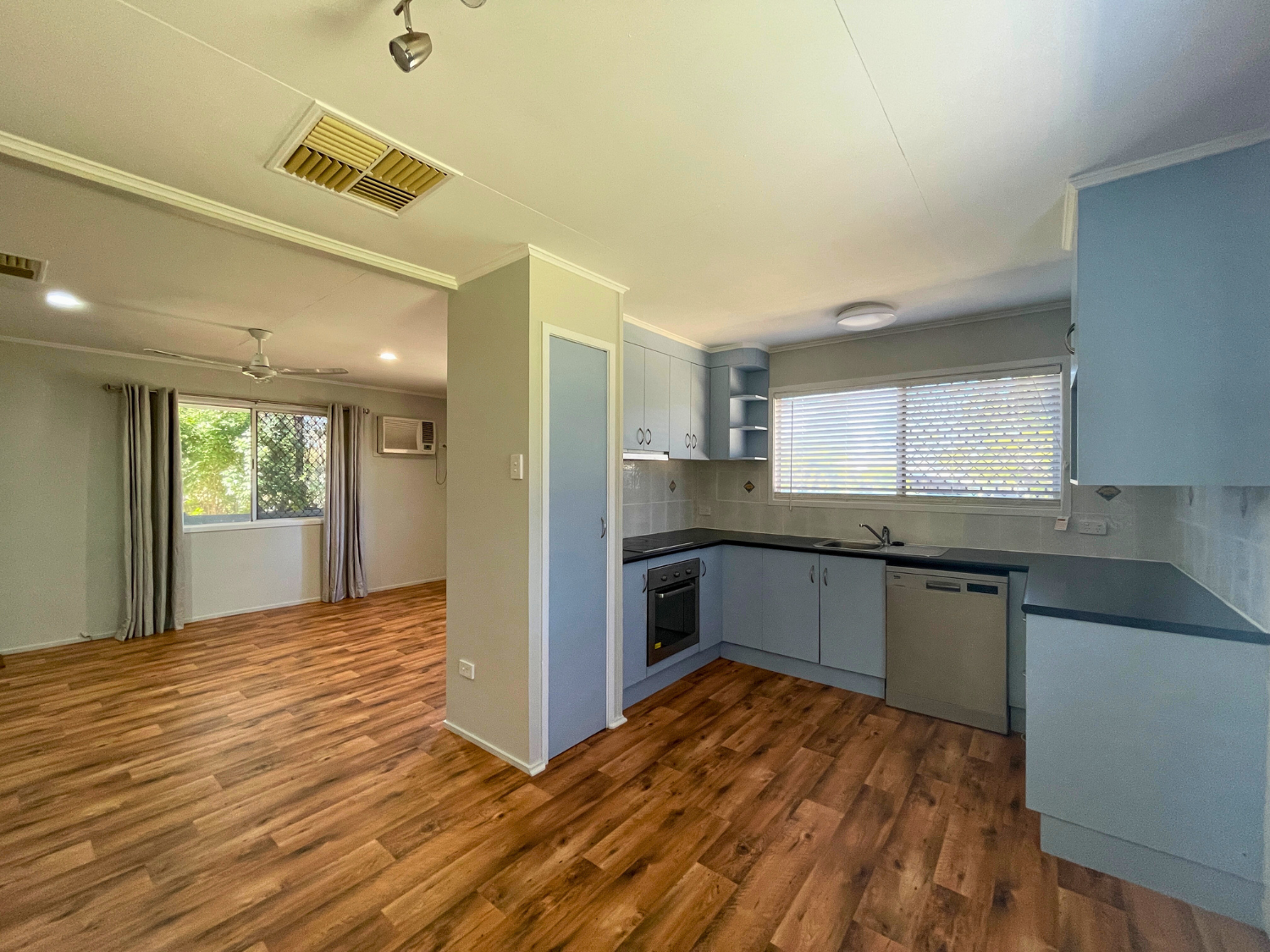 21 ROLFE ST, MORANBAH QLD 4744, 0房, 0浴, House