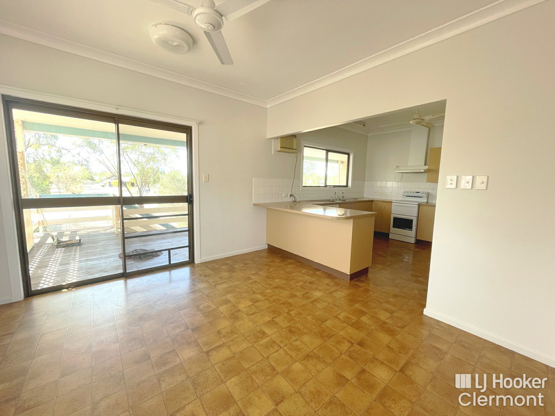 24 DOUGLASS ST, CLERMONT QLD 4721, 0 Schlafzimmer, 0 Badezimmer, House