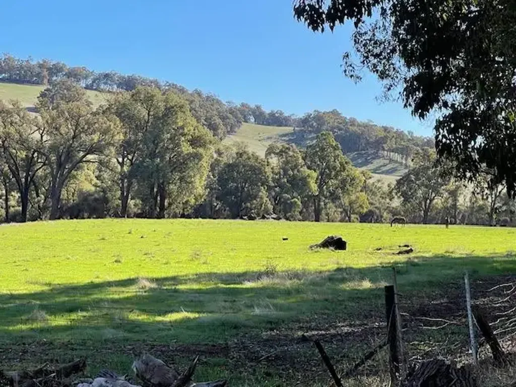 Quindanning Lot 22Lower Hotham - Quindanning Road - 70 km from Pinjarra