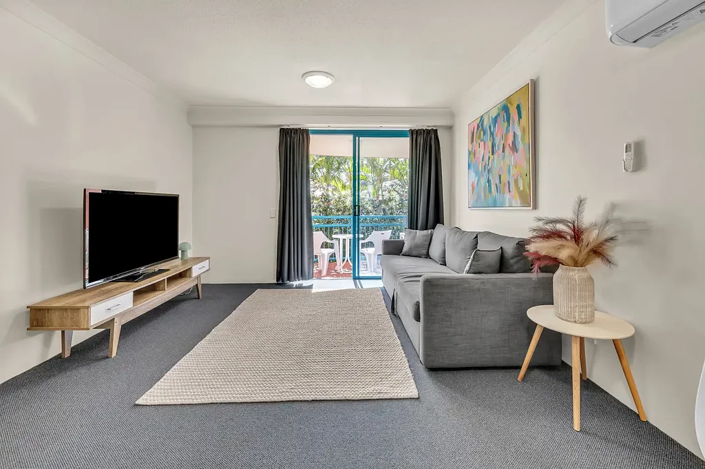 16/11-17 Philip Avenue, Broadbeach, QLD 4218