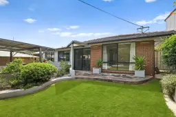 3 ARMSTRONG CRES, Robertson