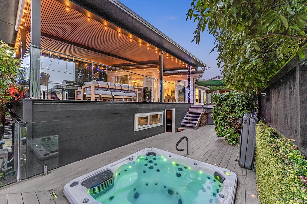 Kohimarama 4Zimmer Home and Income. Great Opportunity in The Bays!