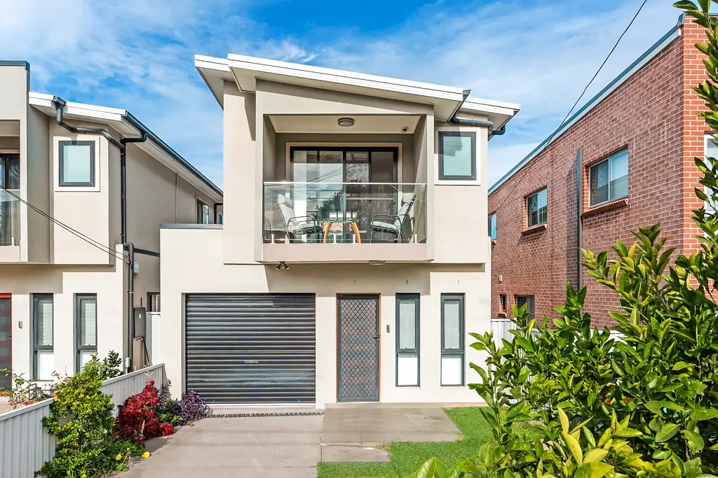 Fairfield West 5Habitaciones Free Standing Duplex In The Heart Of Fairfield West