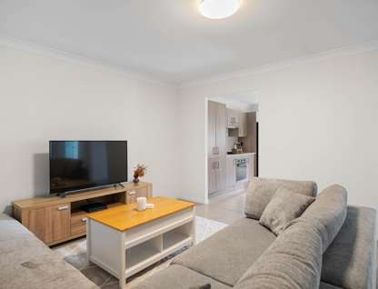 3 & 3a Quadrant Place, Goulburn, NSW 2580, 5 Bedrooms, 3 Bathrooms, House