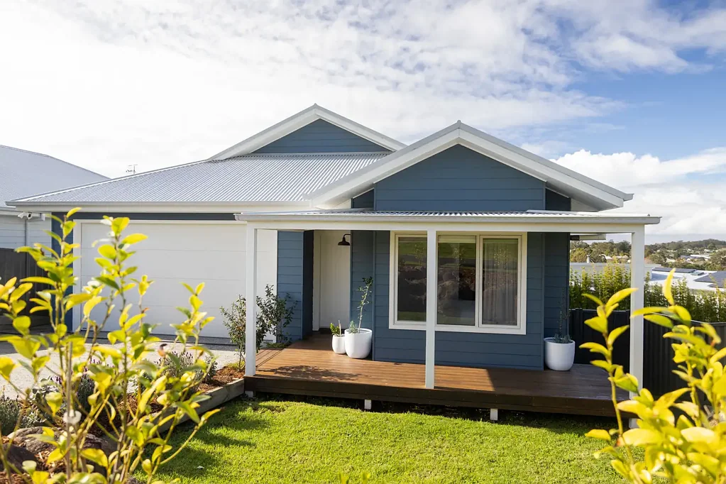 Milton 4房  Elevated Architectural Living with Rural Outlook