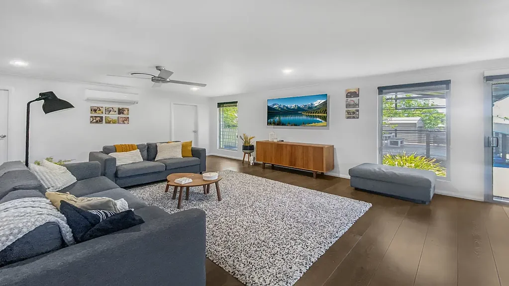 Sunlit, Spacious and Steps to the Heart of Mudgee