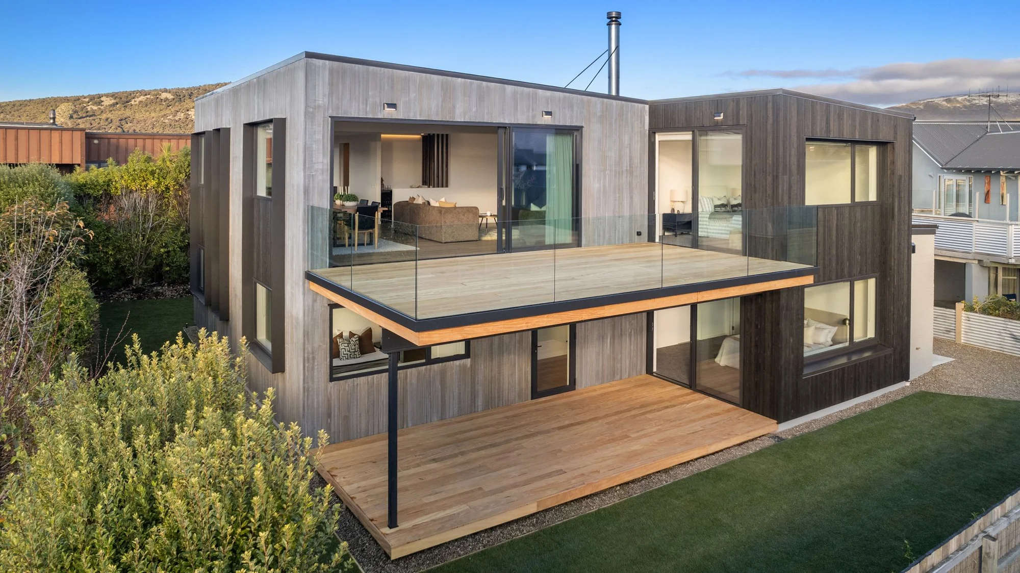Wanaka 4Zimmer Town at Your feet, Mountains on Show | Brand New | Ready for Ski Season