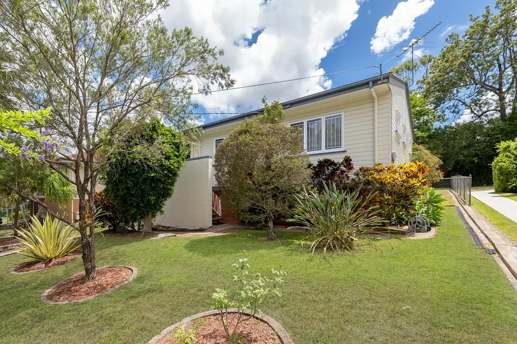 17 Aramac Street, Keperra, QLD 4054