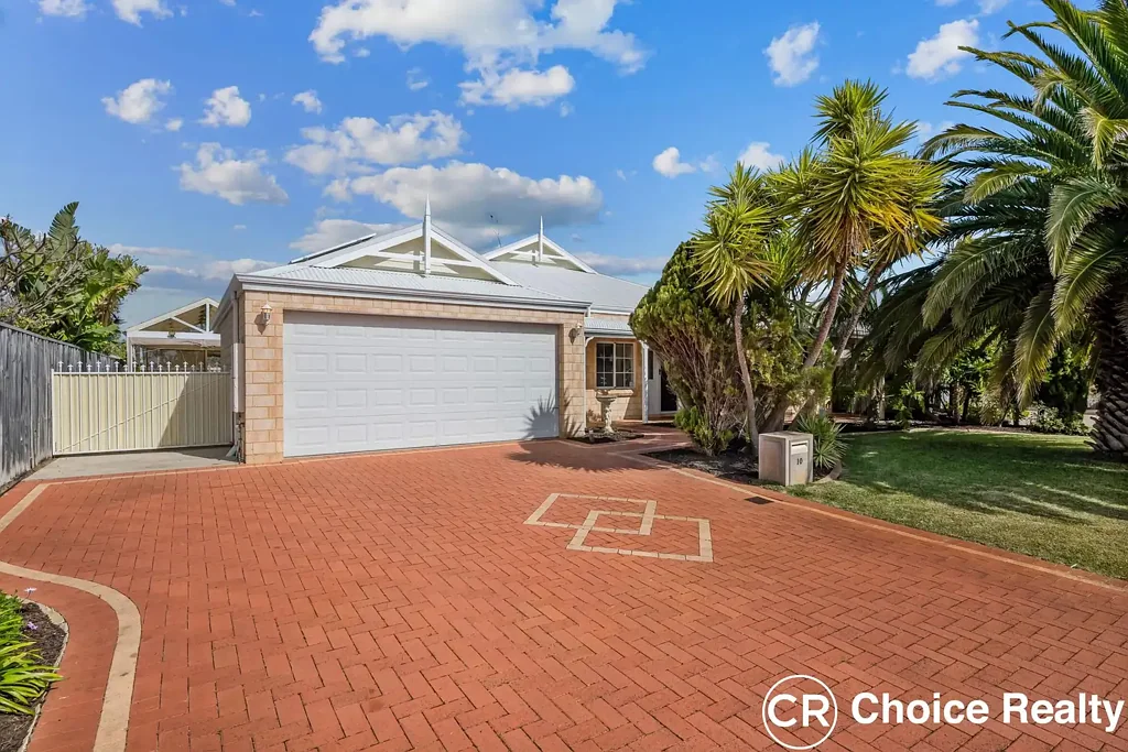 10 Boyle Avenue, Rockingham, WA 6168