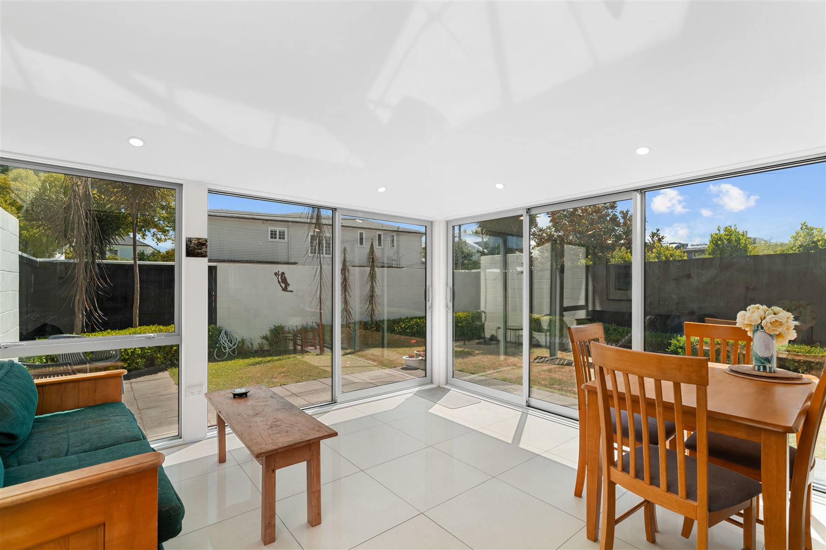 1/106 Leinster Road, Merivale, Christchurch, 3 ห้องนอน, 0 ห้องน้ำ, Townhouse