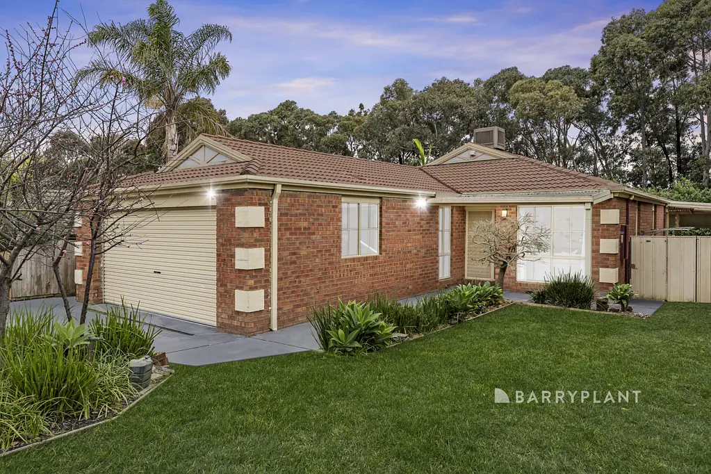53 Hedgeley Drive, Berwick, VIC 3806
