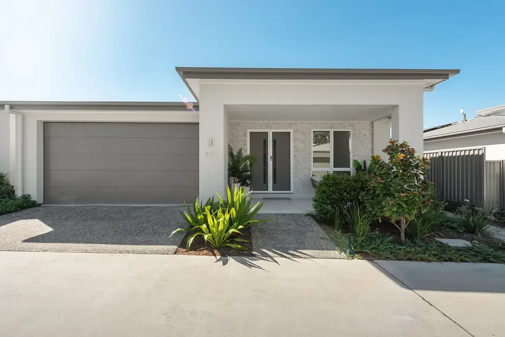 Pimpama 3कमरा Over 50s luxury living, Gemlife pimpama - PRICE REDUCTION!