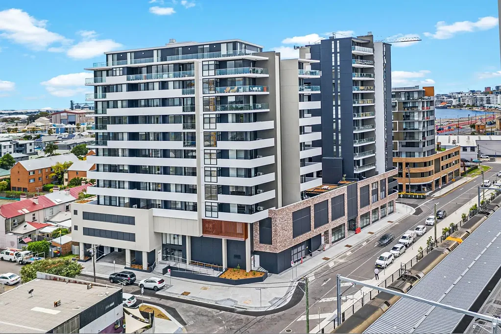 PLEASE DO NOT ATTEND THE PROPERTY BOOK YOUR ONLINE VIDEO TOUR – SEE THE EASY 5 STEP PROCESS BELOW. Please Register To Receive Your Video Tour Link.