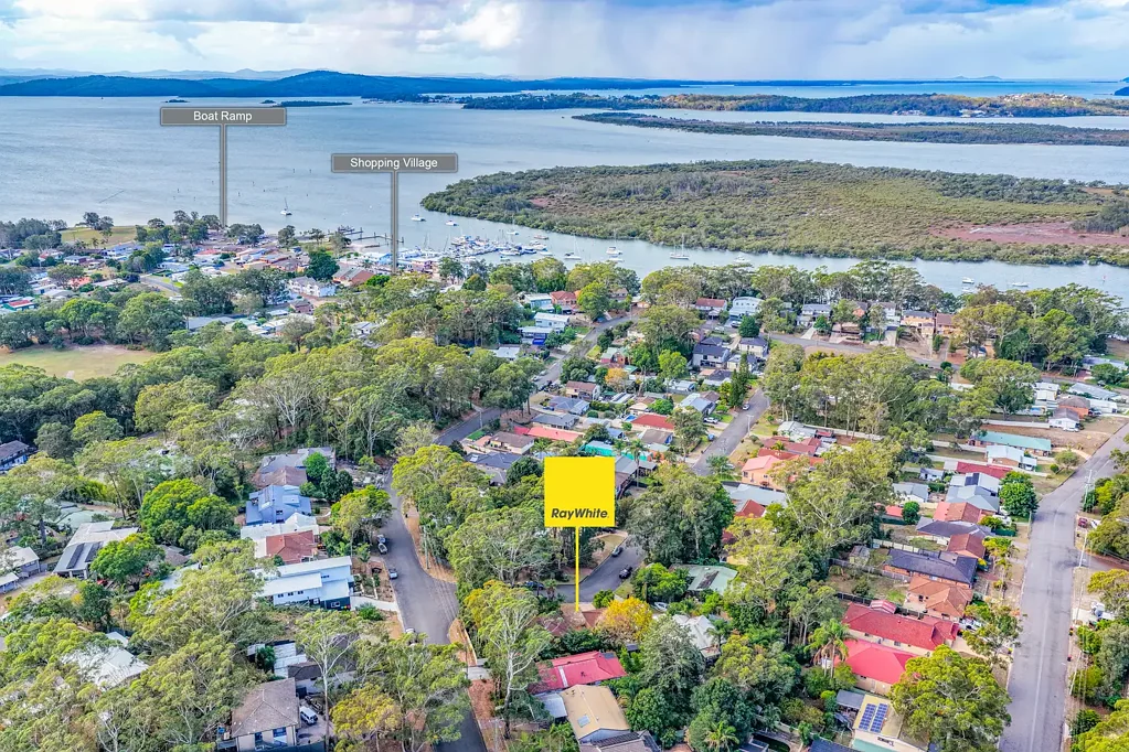1 Paroa Avenue, Lemon Tree Passage, NSW 2319