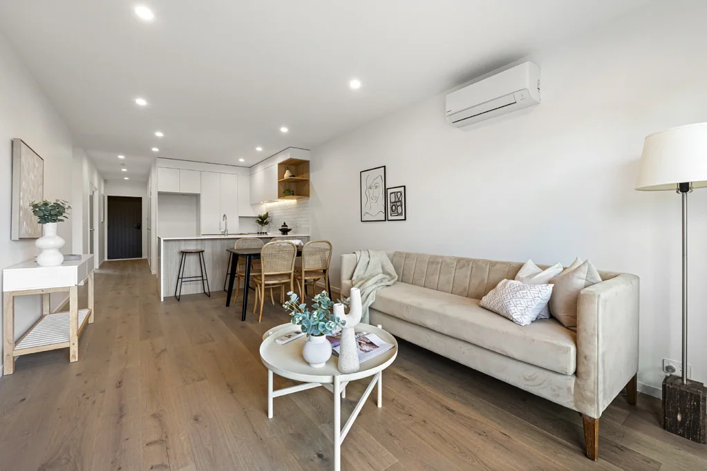 Stonefields 2房  BE QUICK only $854,000