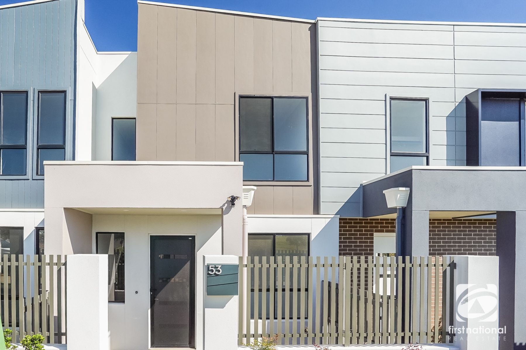 53 DRANSFIELD DR, ORAN PARK NSW 2570, 0 Schlafzimmer, 0 Badezimmer, Townhouse