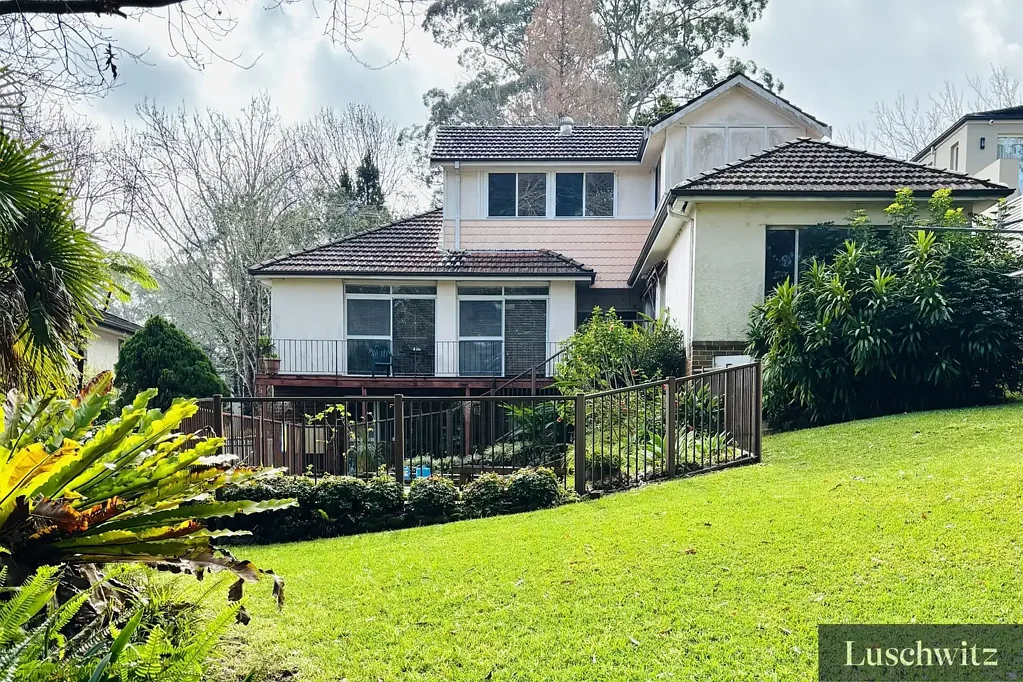 Pymble 5Kwarto FIRST TIME OFFERED ,STUNNING 1440 SQM
