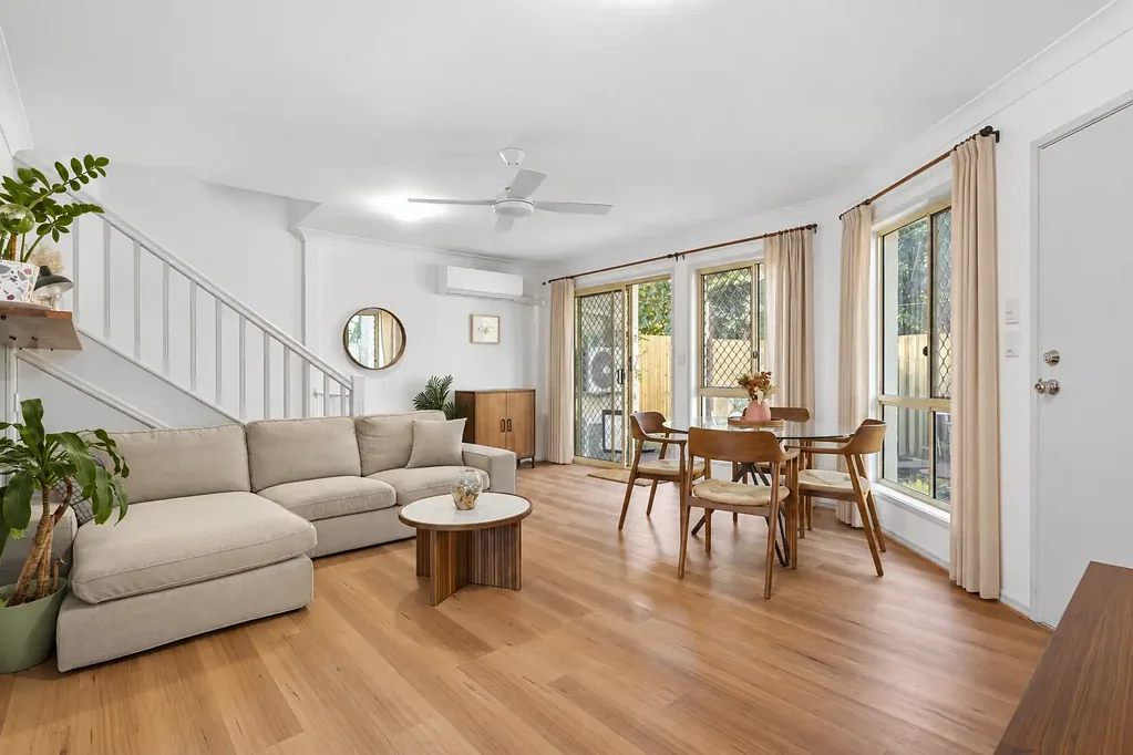 Everton Park 2બેડરૂમ Freshly Updated Townhouse in the Heart of Everton Park