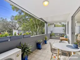 1/18 Parker Street, Labrador