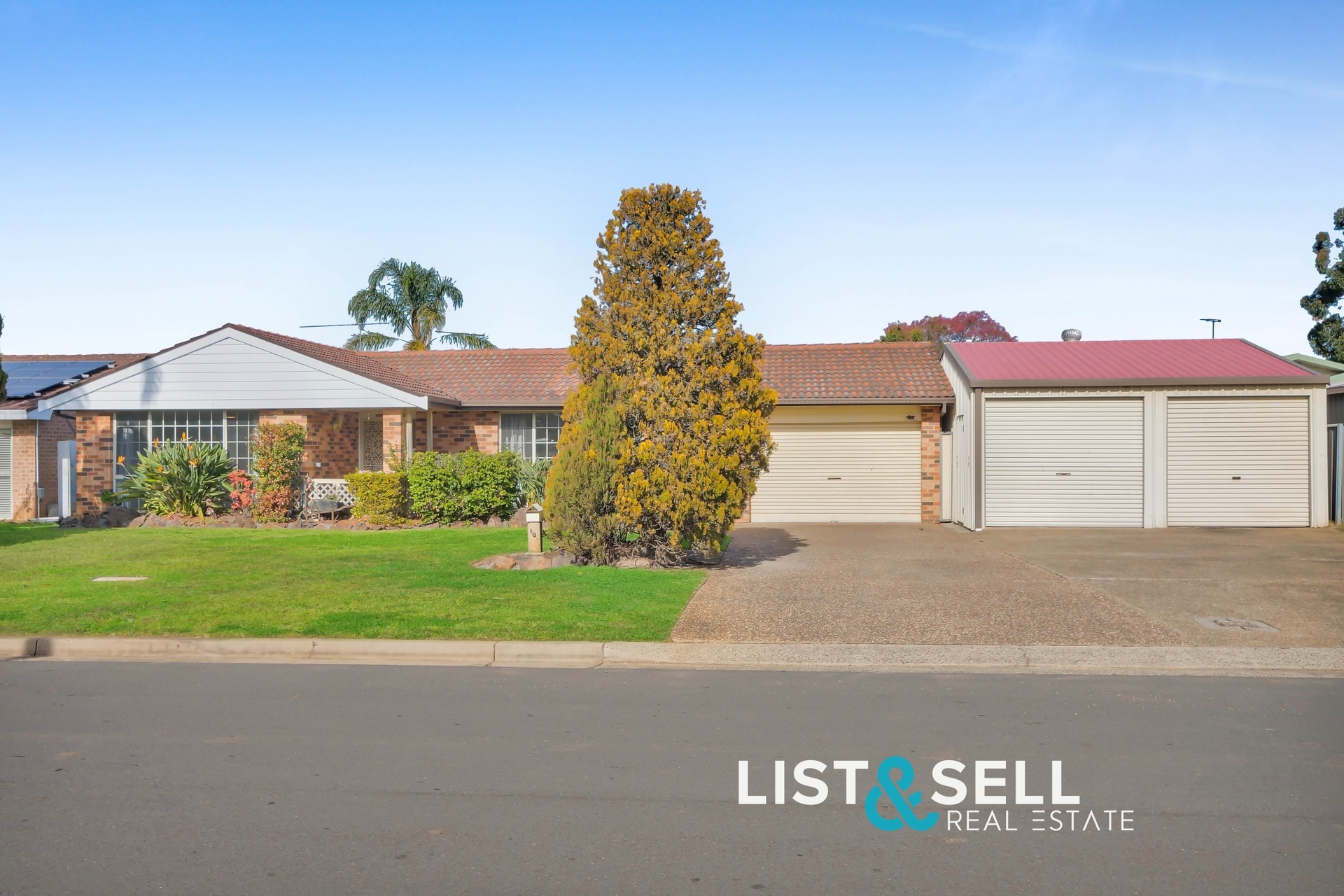 16 OPHELIA ST, ROSEMEADOW NSW 2560, 0 Kuwarto, 0 Banyo, House