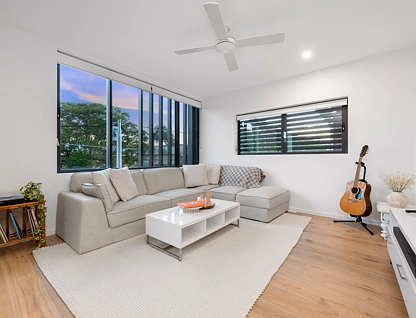 106/92 Victoria Terrace, Greenslopes, Brisbane - Southern Region, 2 कमरे, 2 बाथरूम, Apartment
