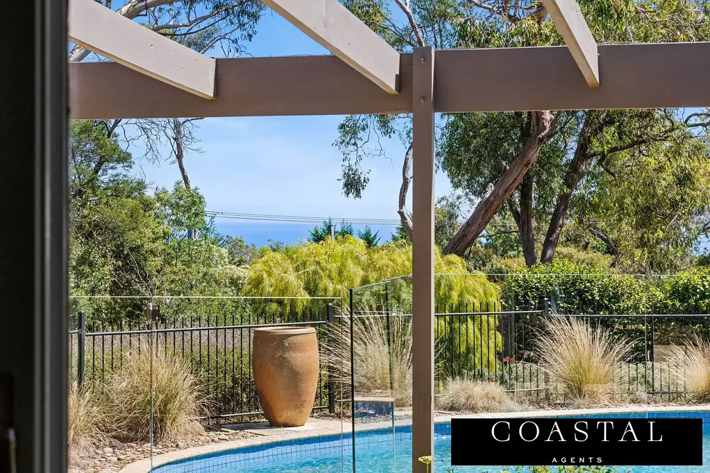 13 Fernshaw Place, Mount Eliza, VIC 3930
