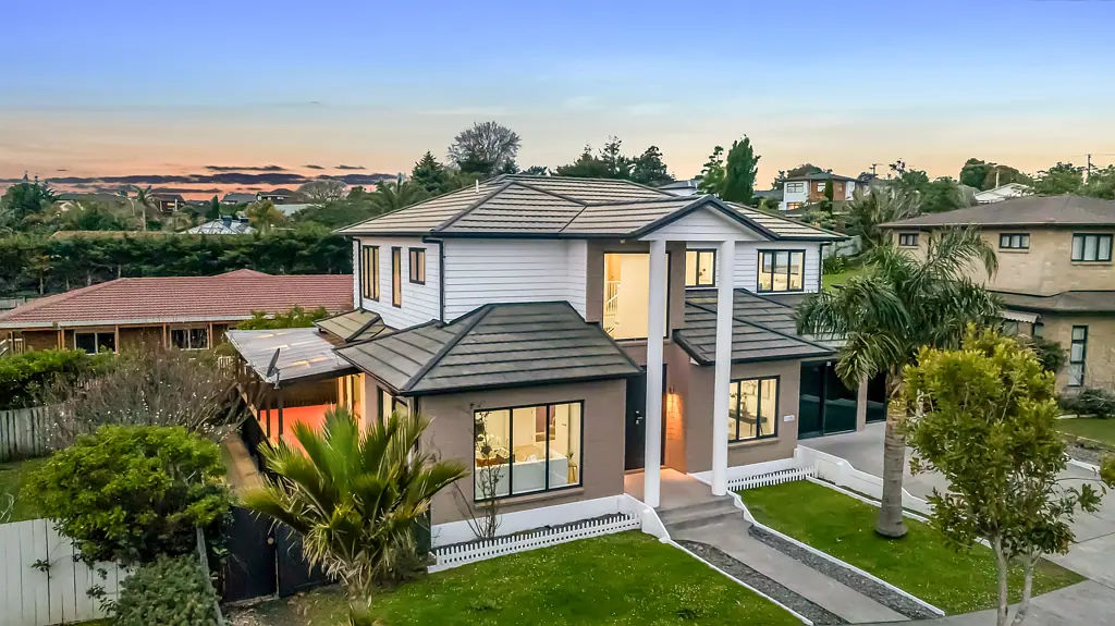 29 Midhurst Avenue, Henderson, Waitakere City, Auckland