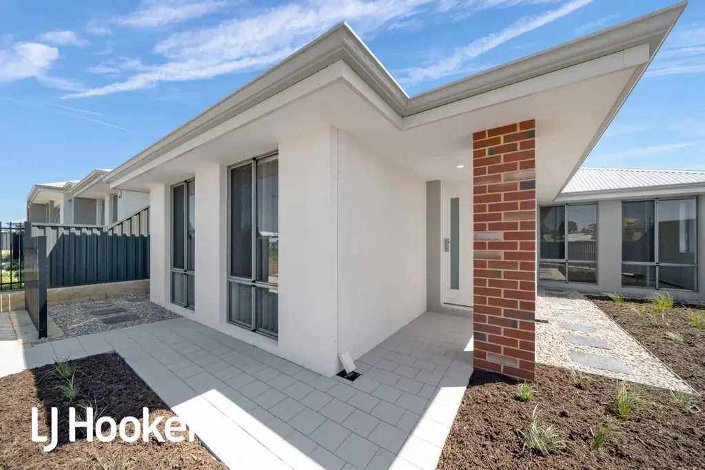 Spacious Four-Bedroom Home in Eglinton