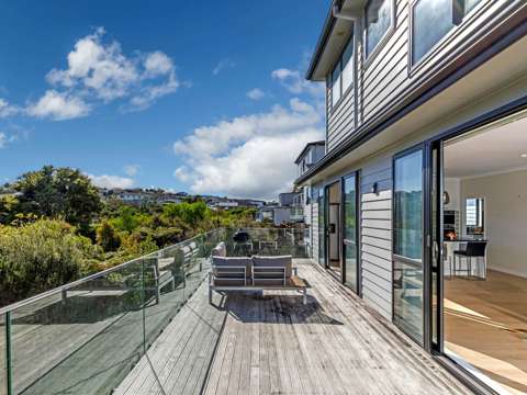 Albany 6房  Must-Sell Home: Extended Living or Income