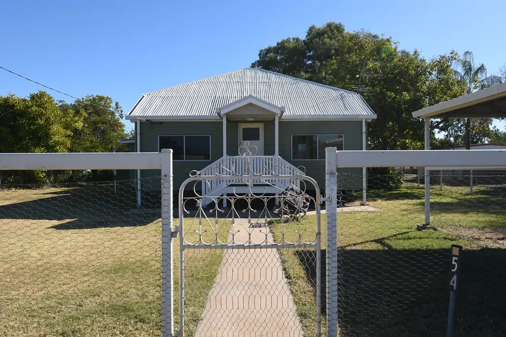 Barcaldine 3房  Charming Cottage on a Huge 2,117m² Block