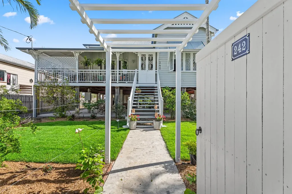 242 Alice Street, Maryborough, QLD 4650