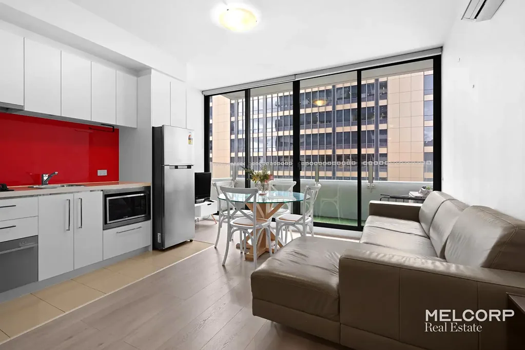 TWO BEDROOMS IN PRIME LOCATION – FURNISHED