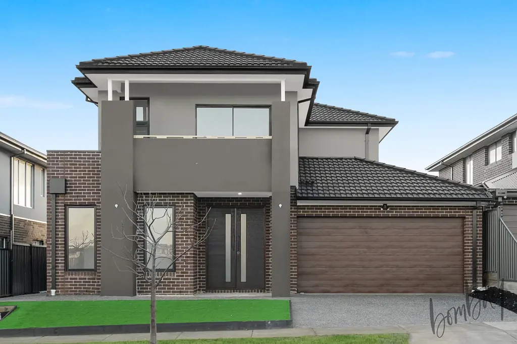 Kalkallo 5 Bedroom Stunning Family Home & Convenient