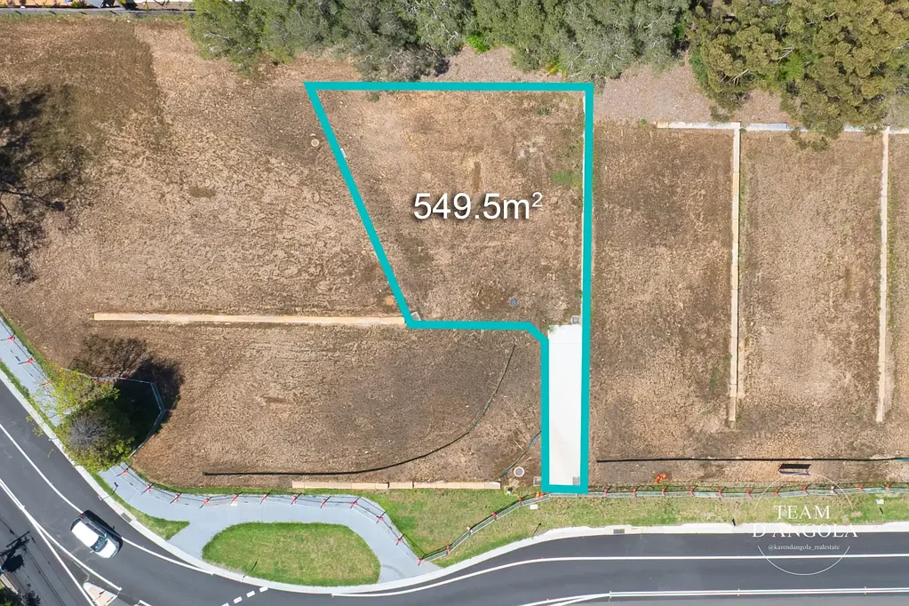 Cherrybrook Cherrybrook蓝筹地块 549.5㎡平地 东北朝向 学区核心 宁静便利 Build your dream home, Zoned for CTHS & walk to Metro