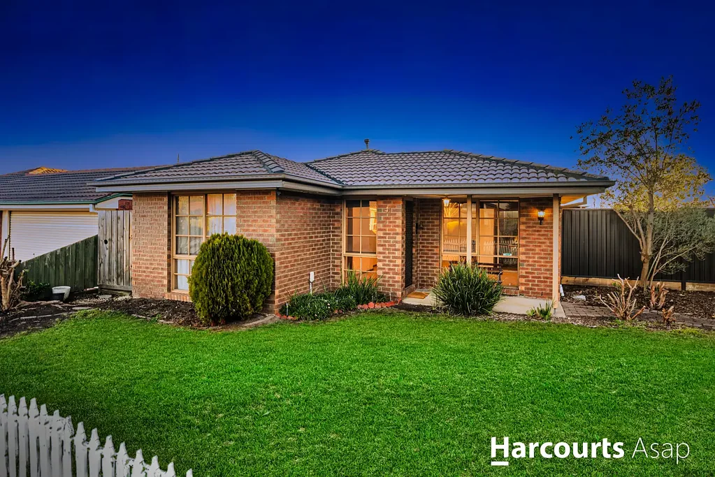 41 Coolong Avenue, Berwick, VIC 3806