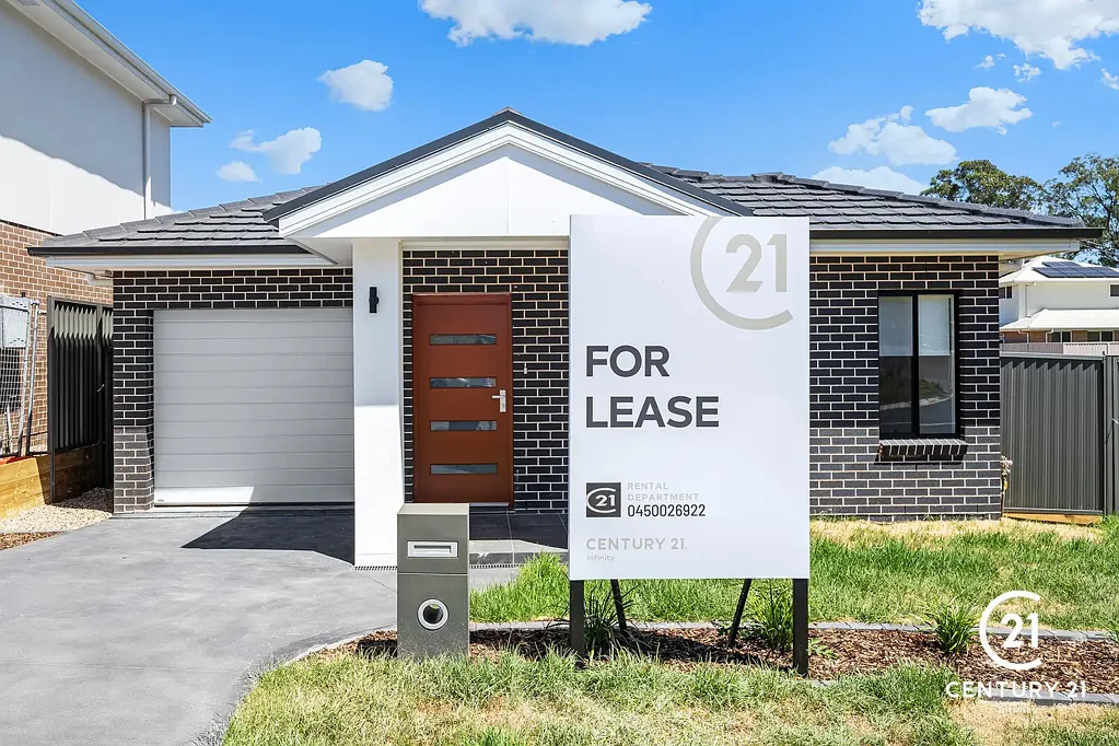 Modern Single Level Living in the Heart of Box Hill for LEASE