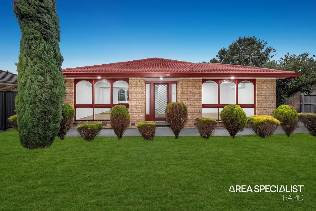 70 Green Valley Crescent, Hampton Park, VIC 3976