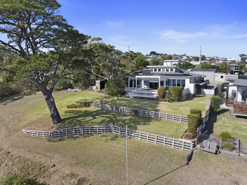 1/38 Phillip Island Road, San Remo, VIC 3925